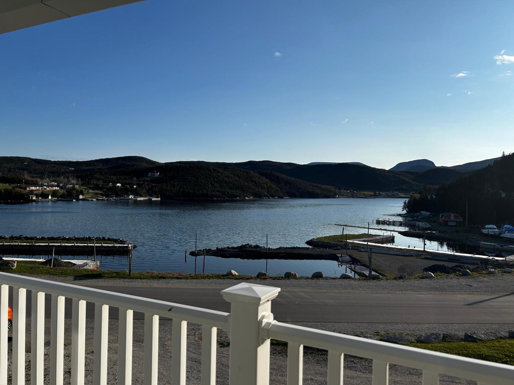 The Tides Inn Norris Point Екстериор снимка